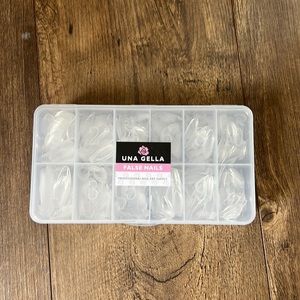 Full Almond Fake Nails Medium Length